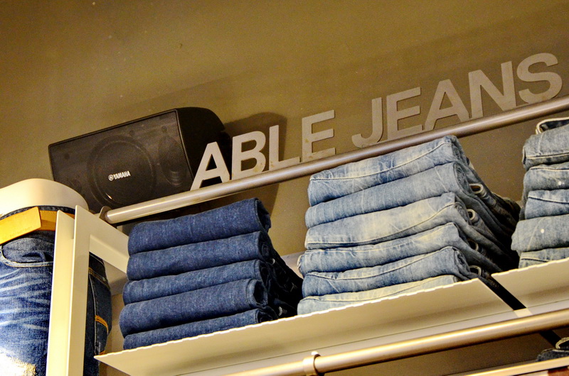 ABLE JEANS正大广场旗舰店——bc贷MA2030的时尚之旅